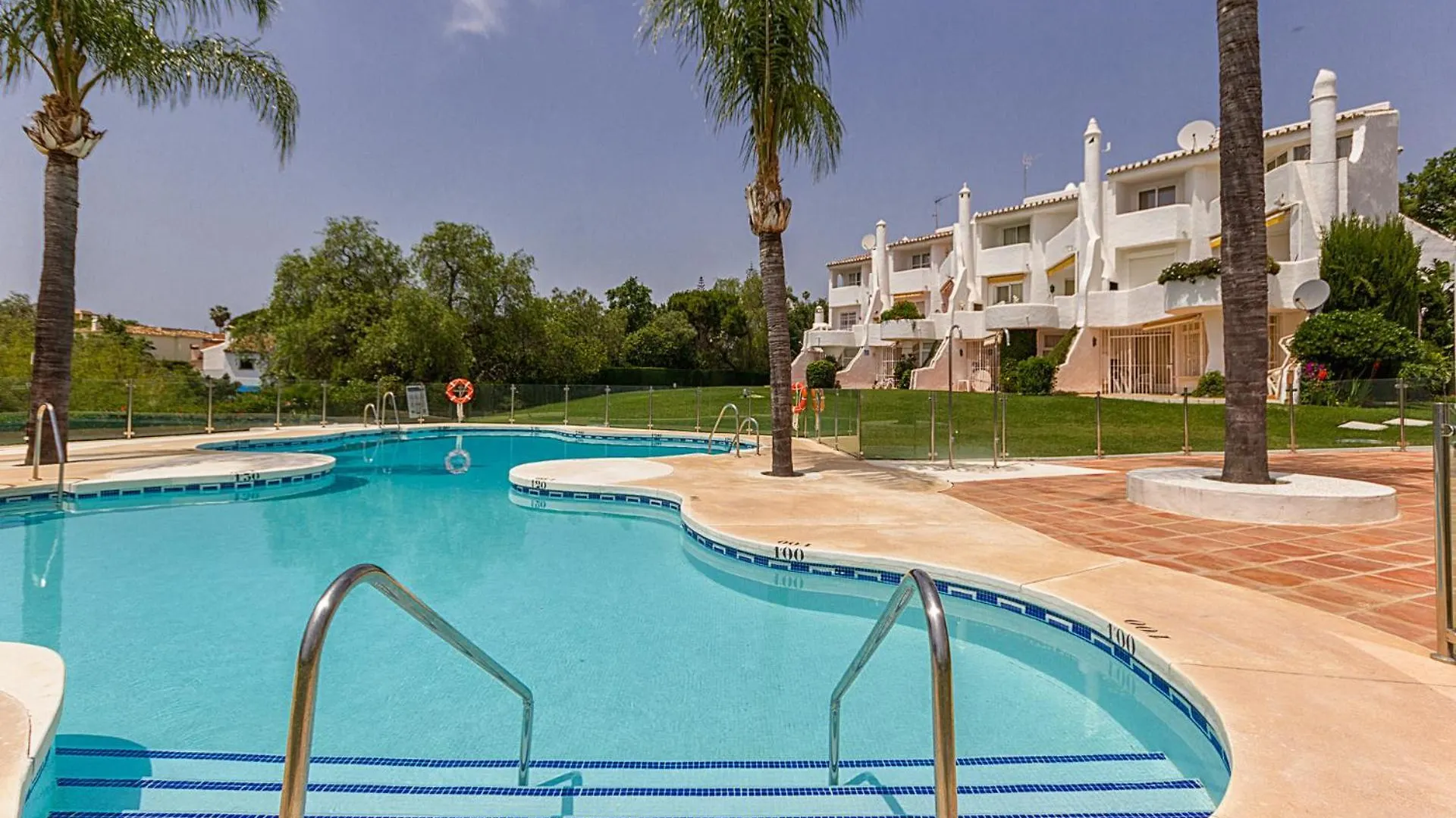 L14 Jardines Fase 1 - Apartment Sitio de Calahonda 0*,  Spanyolország