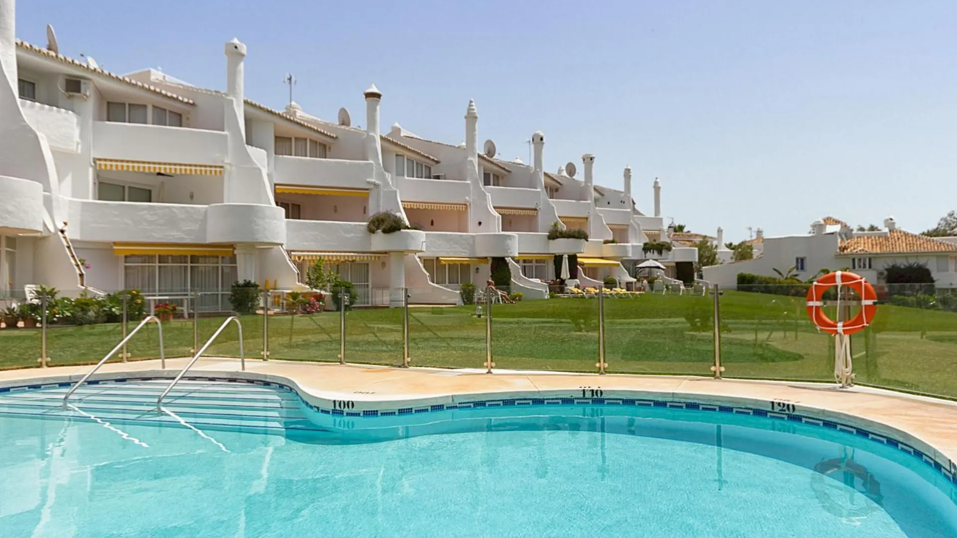 L14 Jardines Fase 1 - Apartment Sitio de Calahonda 0*,  Spanyolország